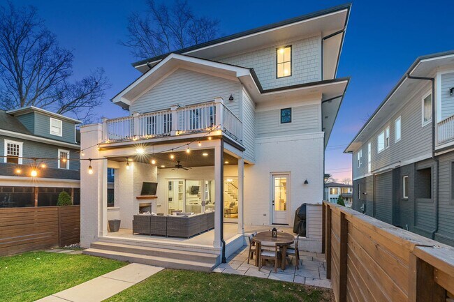 Building Photo - Luxury 12 South Living! $13,000 per month ...