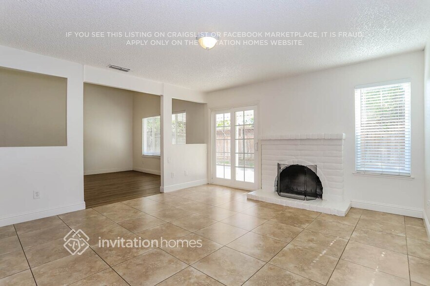 Building Photo - 3629 Pullman Dr