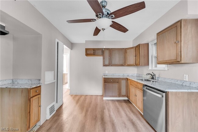 Building Photo - 15024 Judson Dr