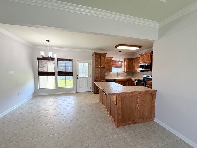 Building Photo - 40325 Coldwater Landing