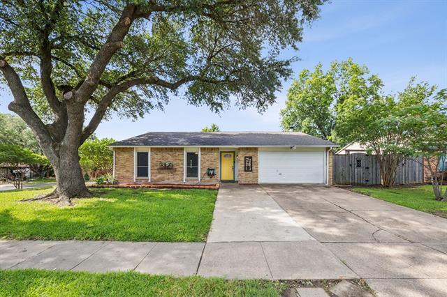 Primary Photo - 4218 Crestwood Dr