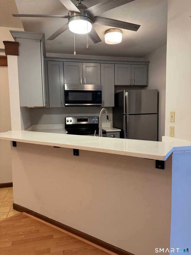 Building Photo - 146 High St