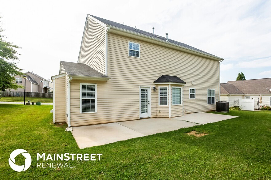 Building Photo - 196 Stallings Mill Dr