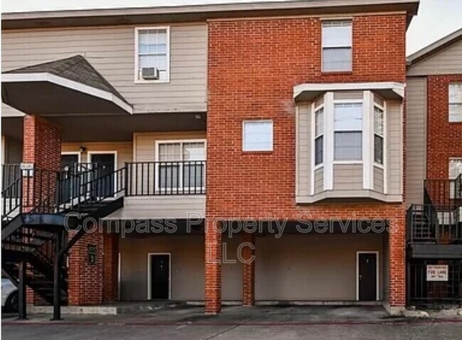 Building Photo - 600 Bagby Ave
