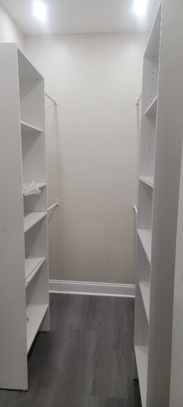 Building Photo - 258 Apsley St