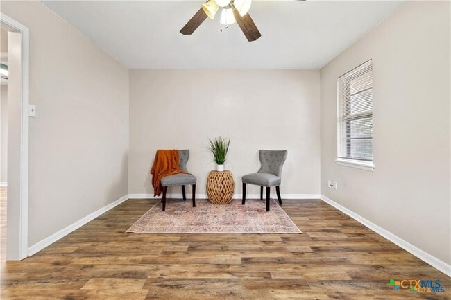 Building Photo - 1006 San Antonio St