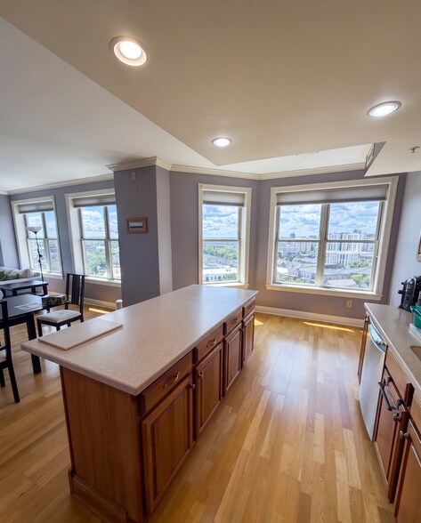 Kitchen - 360 W Washington Ave