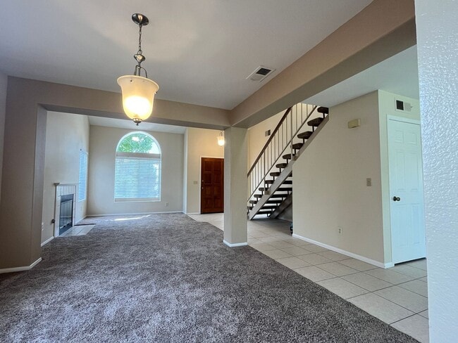 Building Photo - 517 Heather Ridge Rd