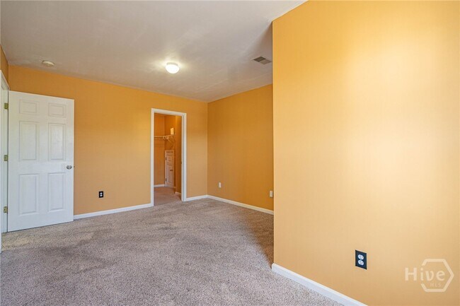 Building Photo - 7 Briarcliff Way