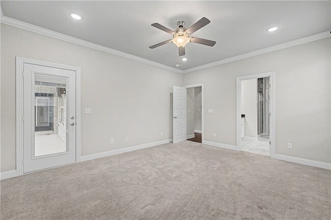 Building Photo - 431 Linda Ln
