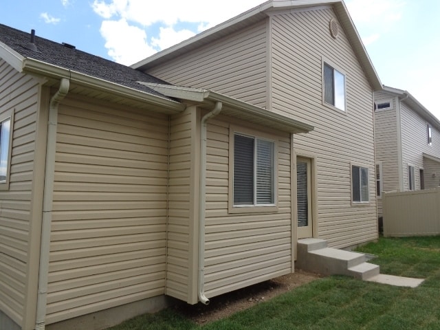 Building Photo - 7545 Levi Ln