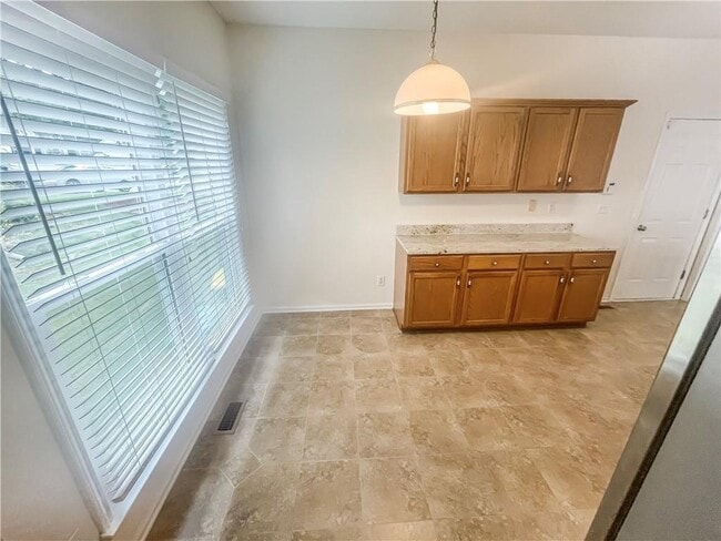 Building Photo - 140 Calborne Ct