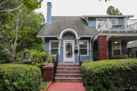 Building Photo - 850 13th Ave N