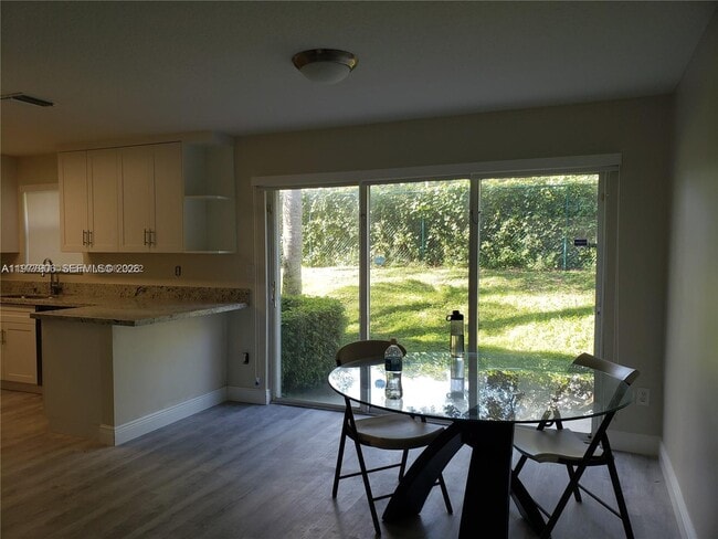 Building Photo - 2118 NW 171st Terrace