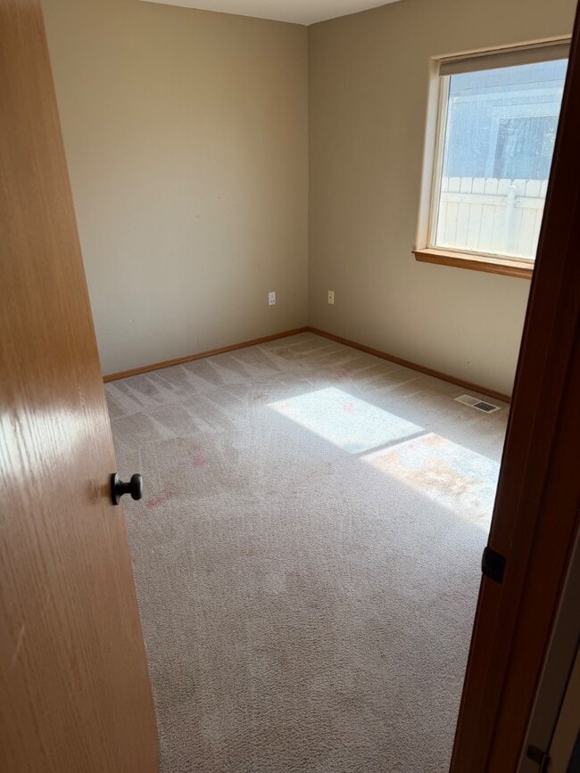 Building Photo - 301 Casi Ct