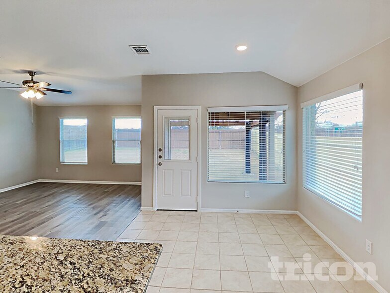 Building Photo - 7904 Mosspark Ln