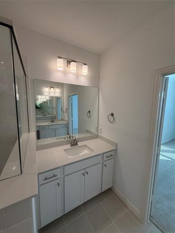 Building Photo - 724 4th St