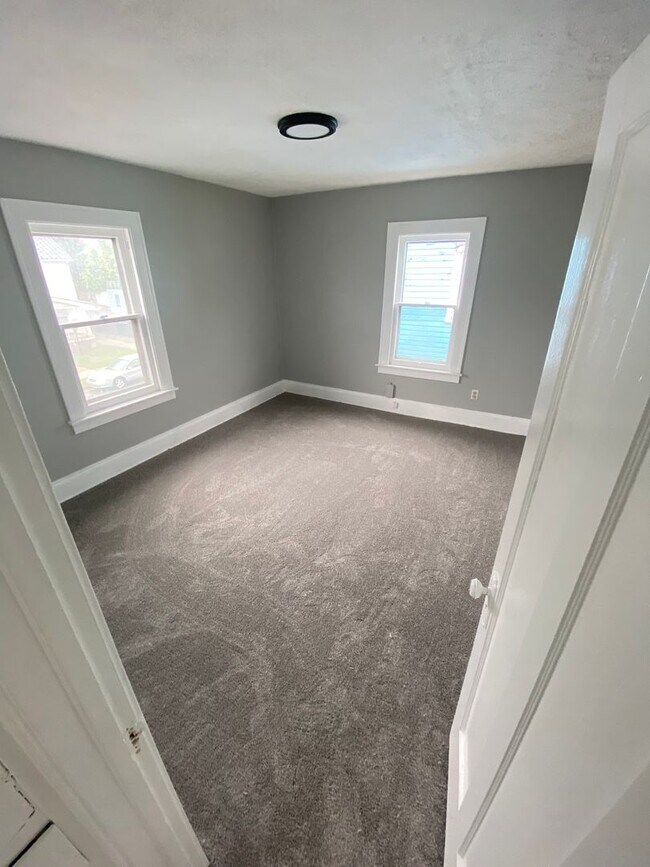 Building Photo - 11712 Princeton Ave