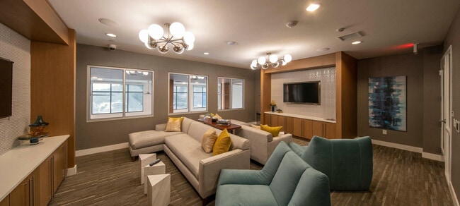 Building Photo - Carter