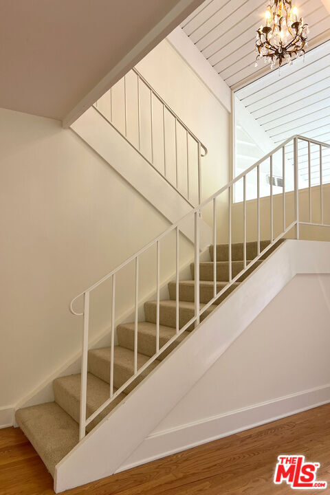 Building Photo - 2325 Banyan Dr