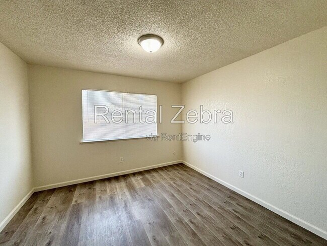 Building Photo - 1189 Kelso St