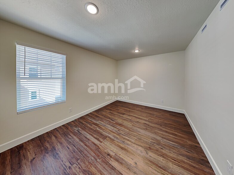 Building Photo - 6084 W Copper Hawk Dr