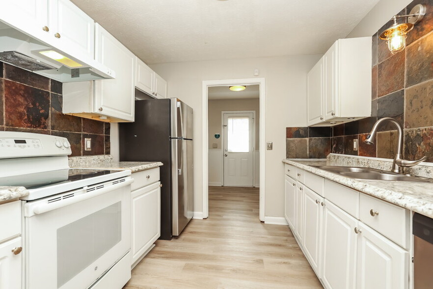 Building Photo - 126 Fergus Rd