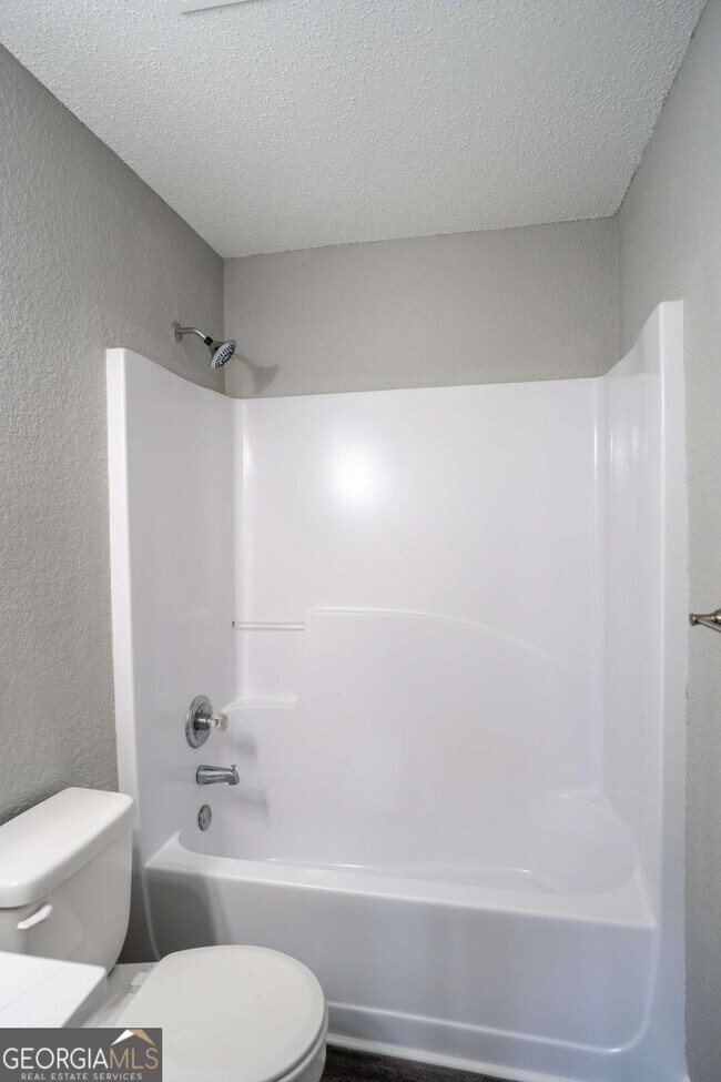 Building Photo - 3243 Newtons Crest Cir