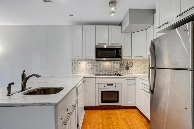 Building Photo - 287 14th St NW