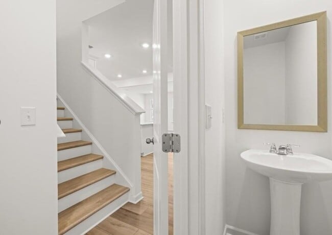 Building Photo - 108 Smithwood Dr