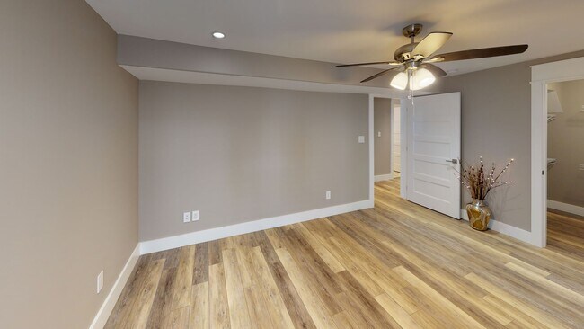 Building Photo - 1603 Forest Ave