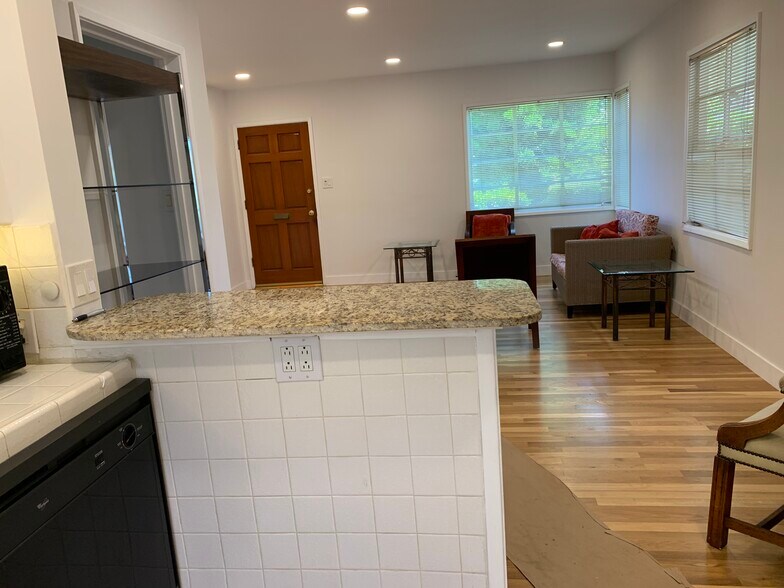 Building Photo - 17351 Bullock St