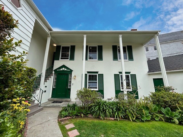 Building Photo - 9750 Newman St