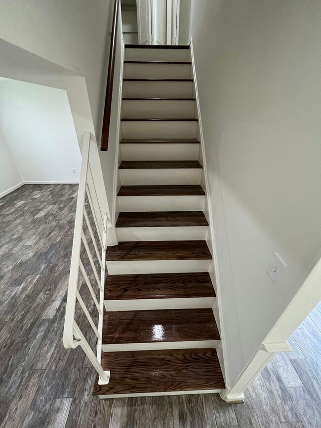 Building Photo - 1901 Beaver Rd