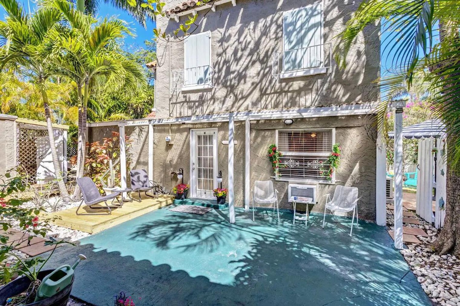 Building Photo - 516 28th St