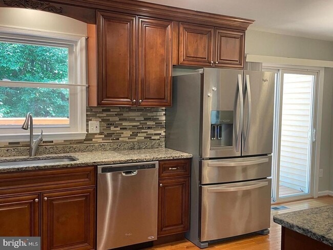 Building Photo - 6223 Rathlin Dr