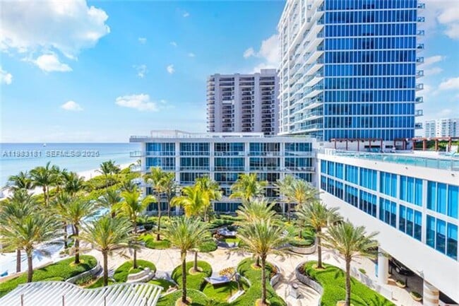 Building Photo - 6801 Collins Ave