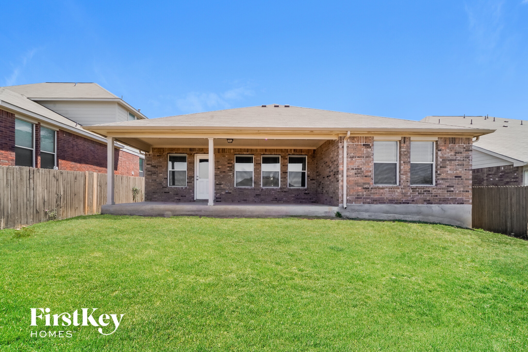 Building Photo - 339 Primrose Way