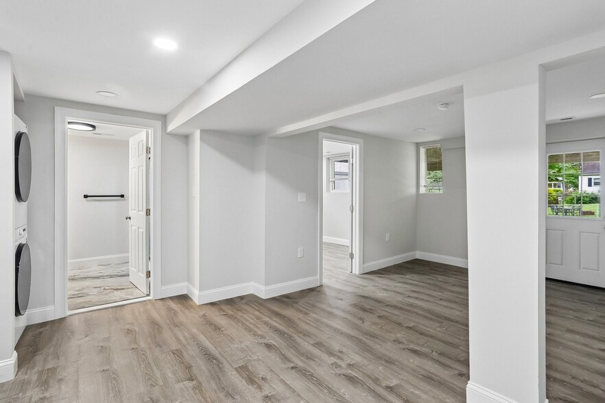 Building Photo - 203 Woodland Rd