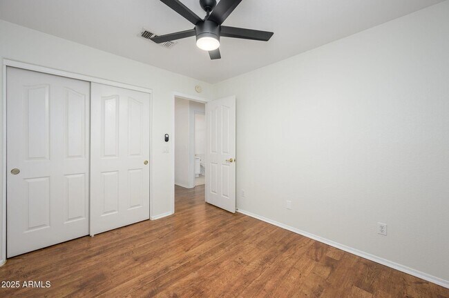 Building Photo - 25825 N 65th Ave