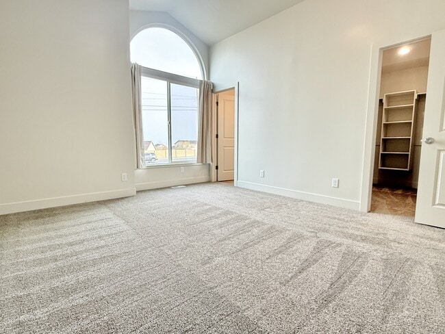 Building Photo - 5687 S 5630 W