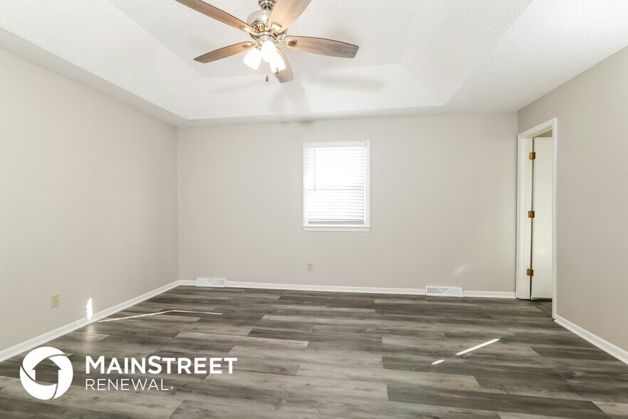 Building Photo - 612 Arena Dr