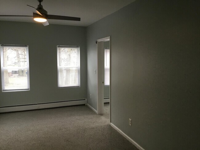 Building Photo - 90 Union Ave