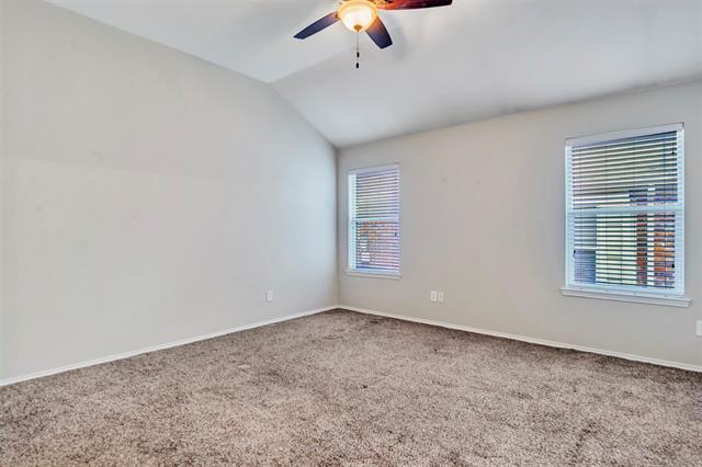 Building Photo - 729 Sequoia Dr