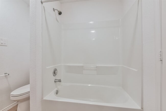 Building Photo - 3707 Solanum Dr