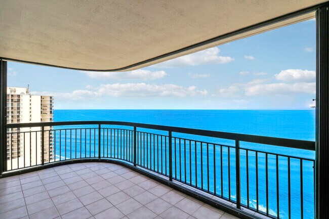 Building Photo - 5380 N Ocean Dr