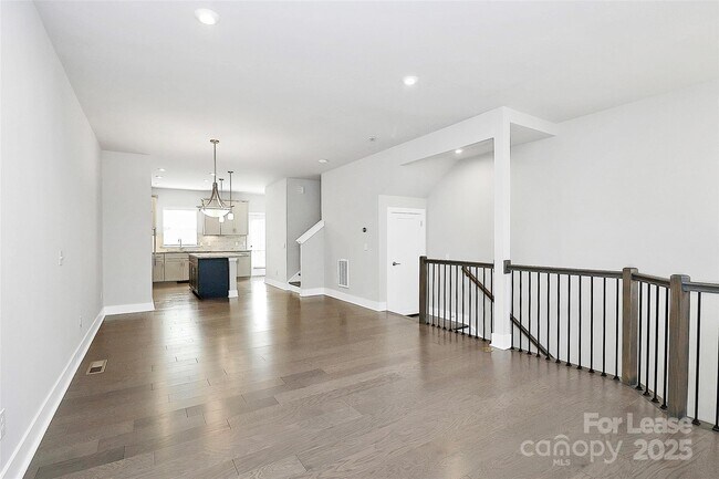 Building Photo - 3726 Sky Haven Dr