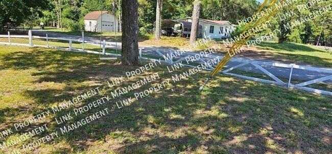 Building Photo - COMING SOON!  RENT TO OWN!  Renovated 3 Be...
