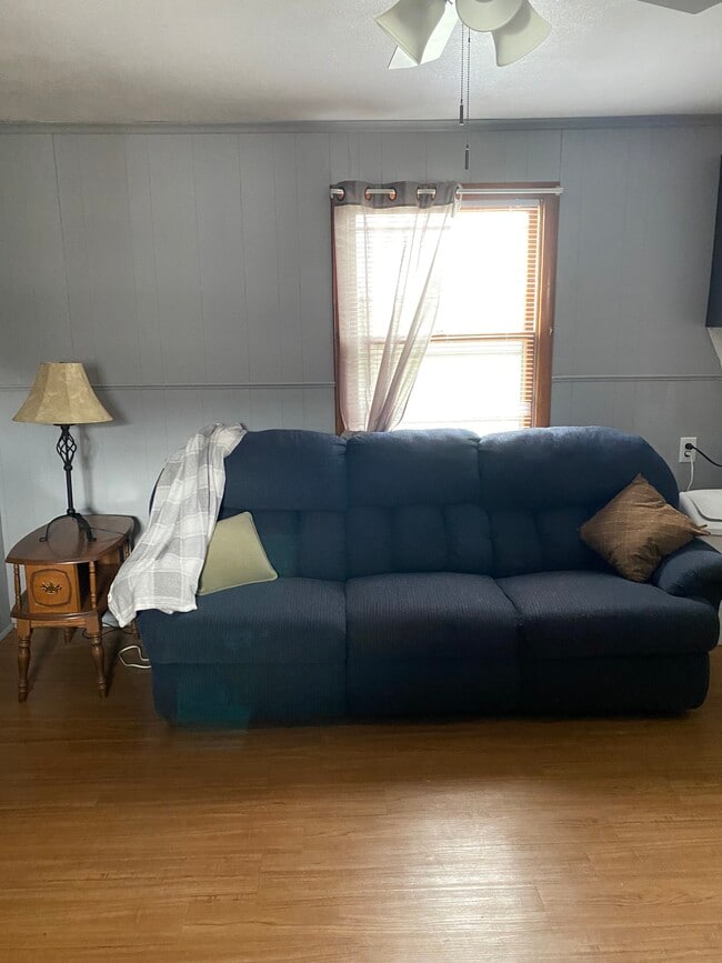 Building Photo - 11 Cross St