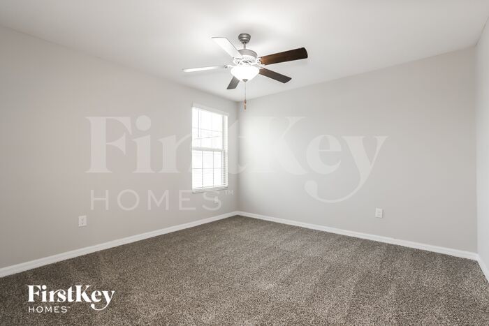 Building Photo - 10228 Cool Waterlily Ave